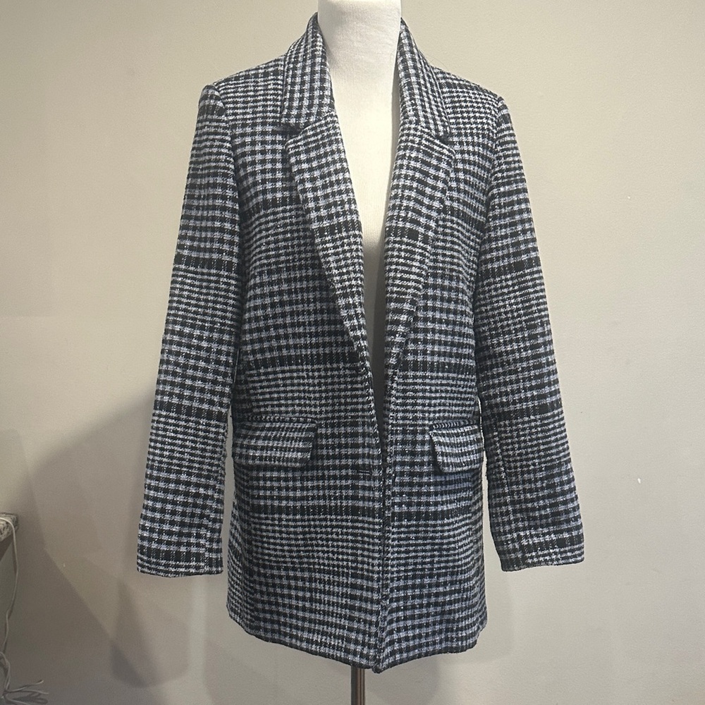 Old Navy Black and White Checkered Blazer